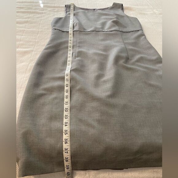 JONES STUDIO Career Evening Out Sleeveless Mini Sheath Gray Below Knee Size 14 - Picture 8 of 11